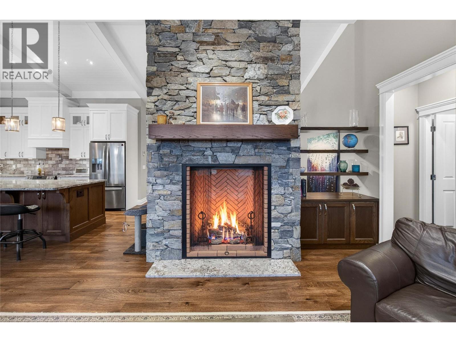  2281 24 Avenue Northeast, Salmon Arm