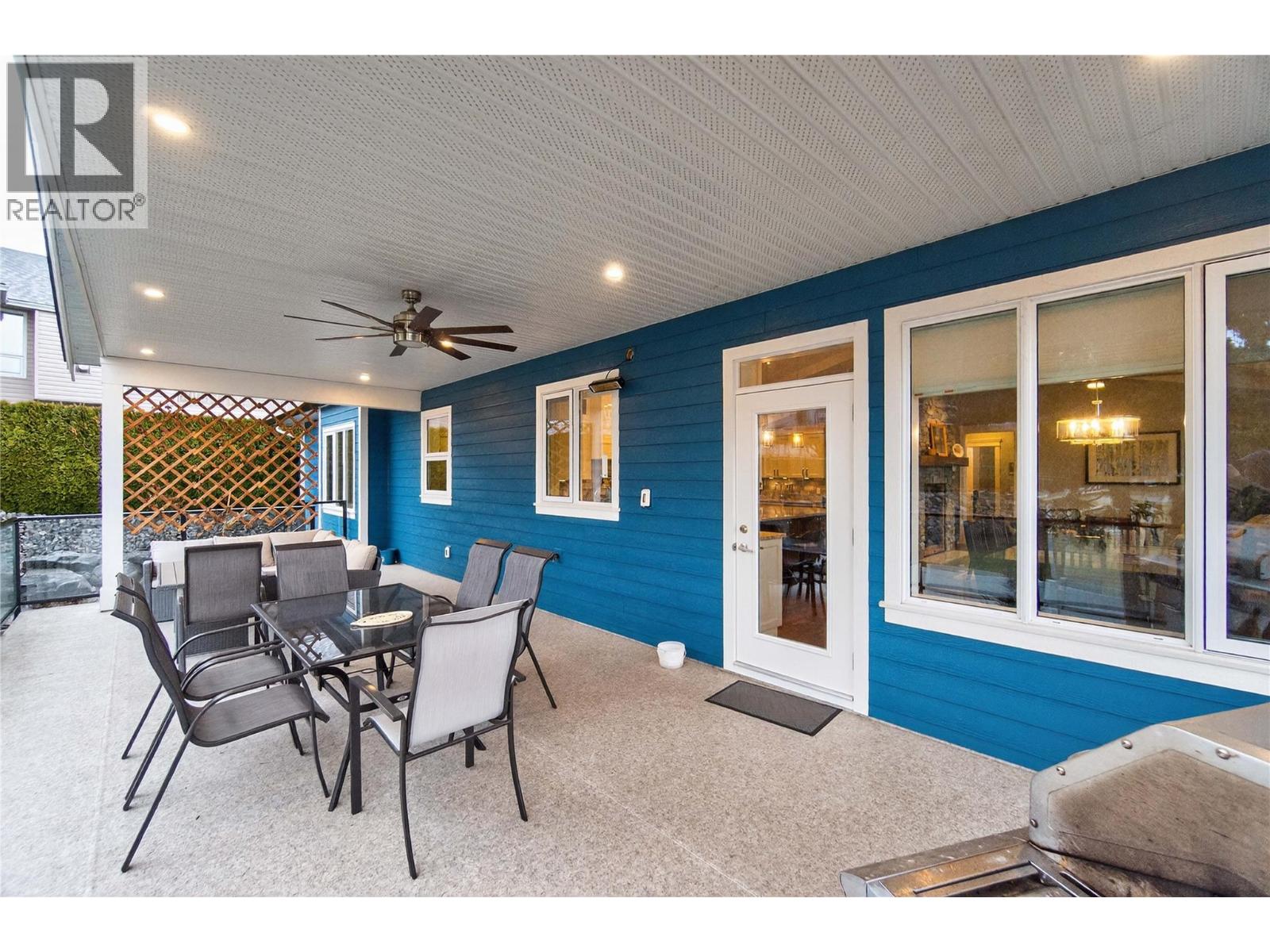  2281 24 Avenue Northeast, Salmon Arm