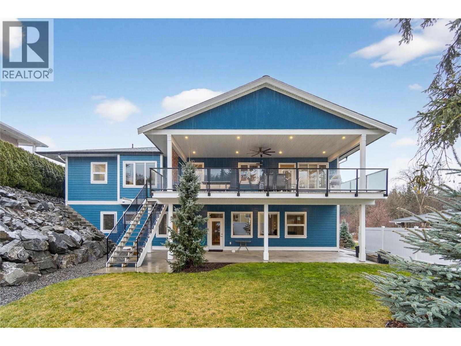 2281 24 Avenue NE - 76