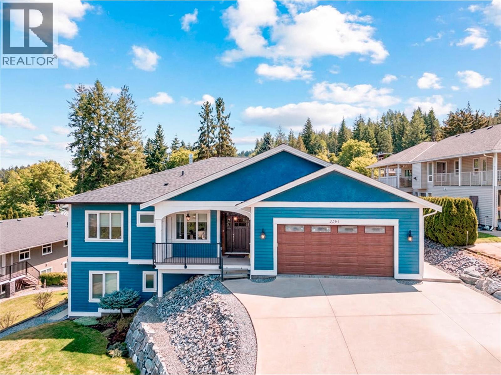  2281 24 Avenue Northeast, Salmon Arm