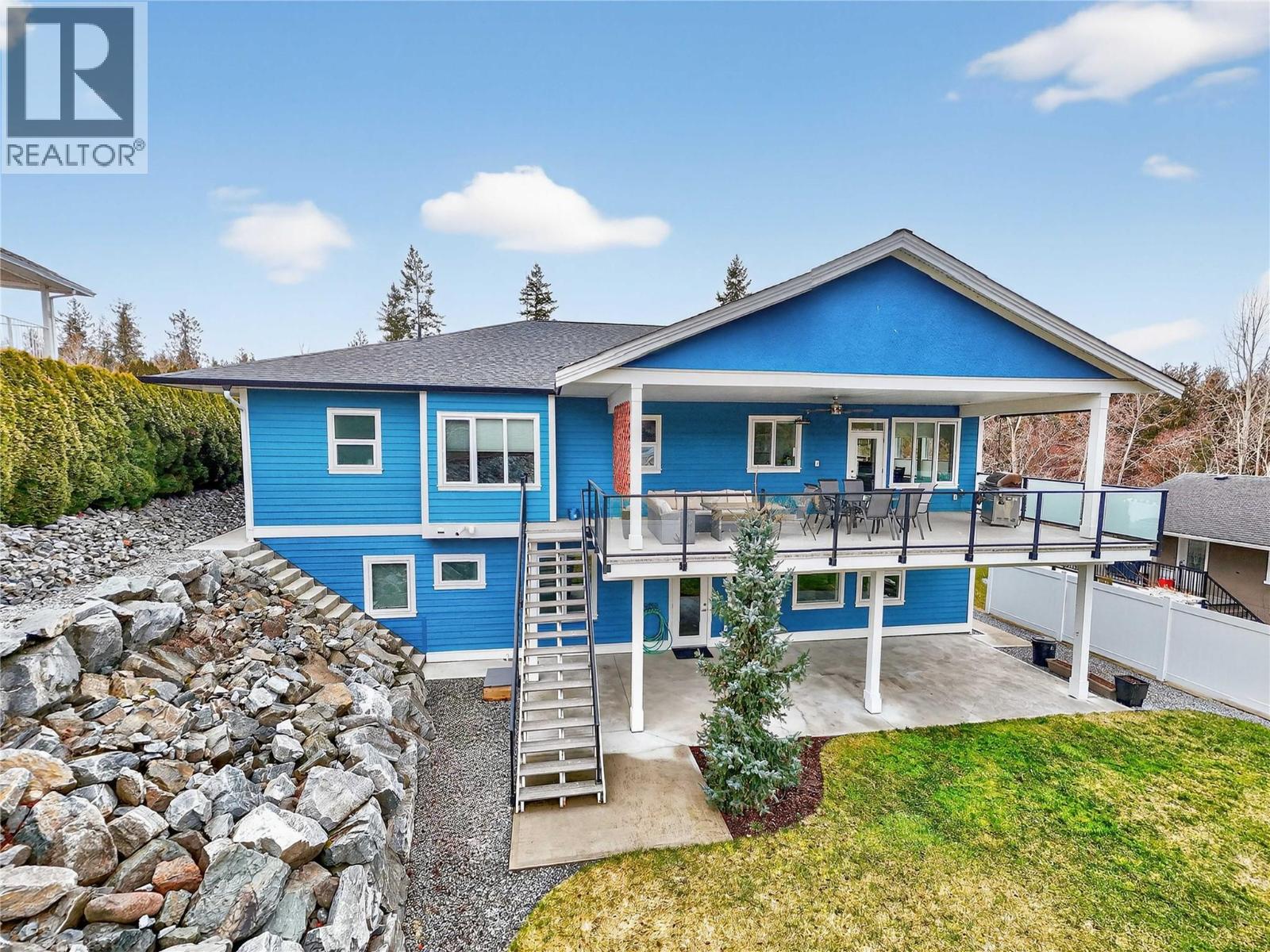 2281 24 Avenue NE - 96