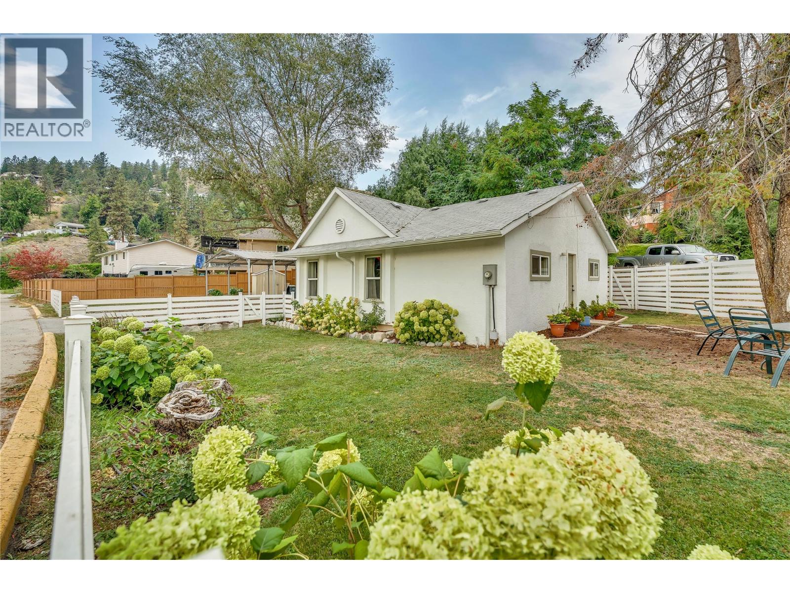 11716 PRAIRIE VALLEY Road, Summerland