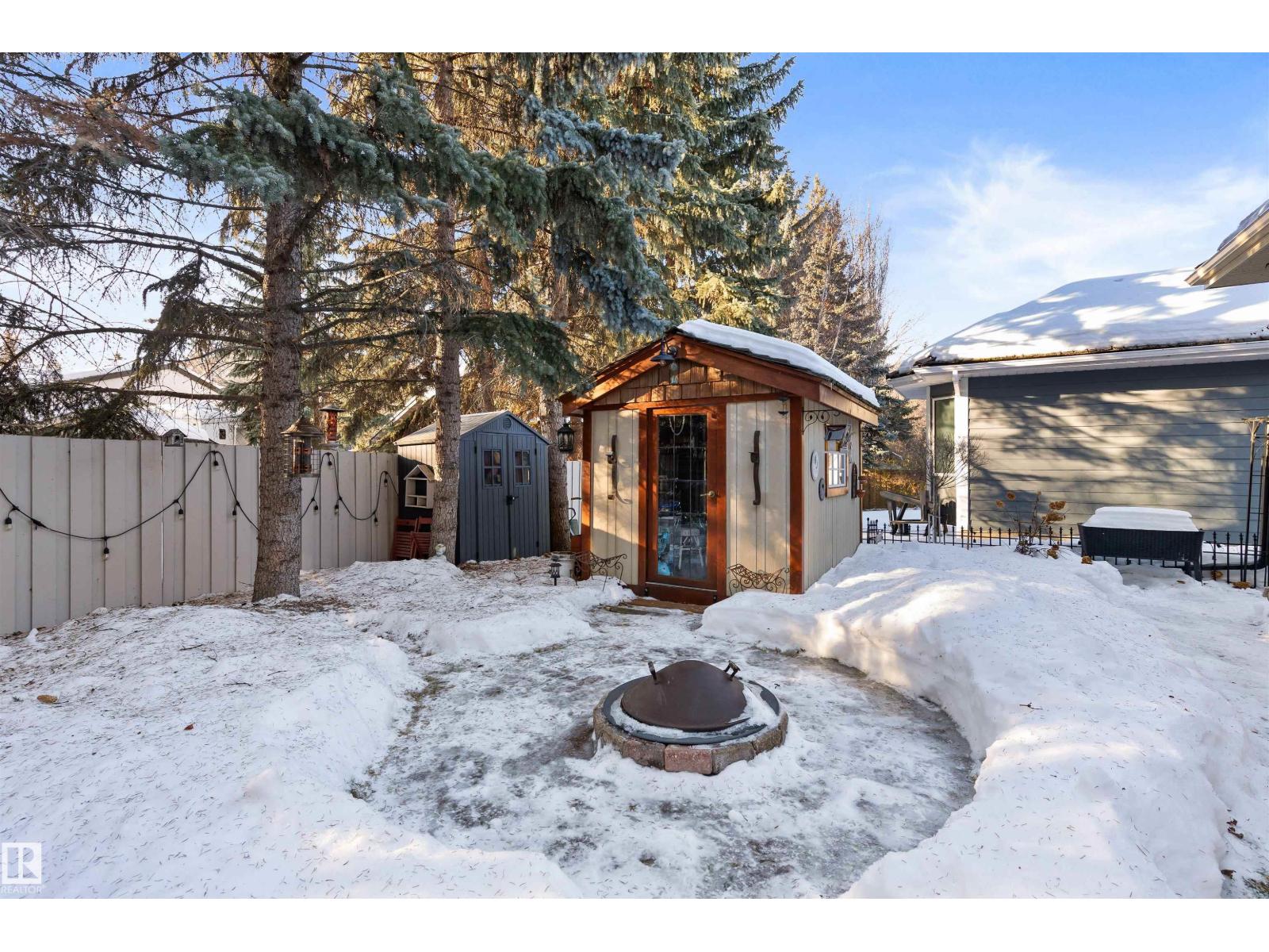Single Family House Bungalow for Sale in  BERRYMORE DR St. Albert 