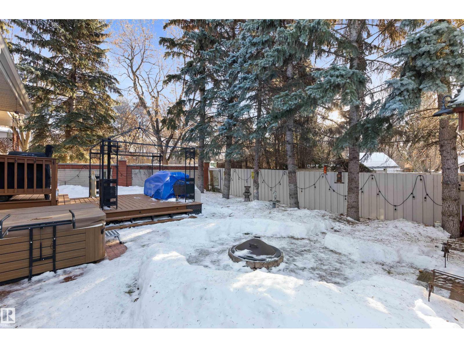 Single Family House Bungalow for Sale in  BERRYMORE DR St. Albert 
