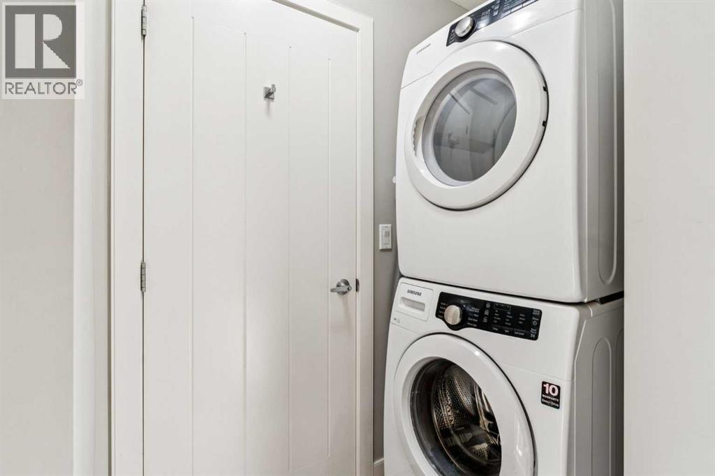 Single Family House for Sale in   Royal Oak Plaza NW Royal Oak Calgary 