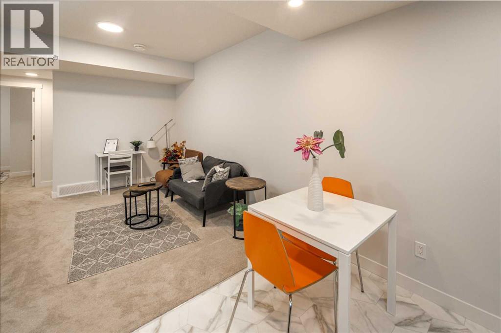 Single Family House for Sale in  Creekstone Landing SW Pine Creek Calgary 