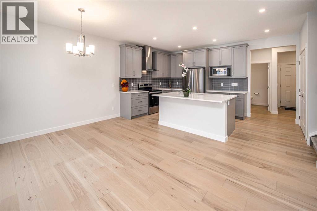 Single Family House for Sale in  Creekstone Landing SW Pine Creek Calgary 