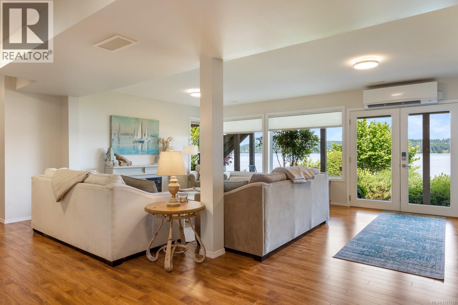 6800 Buckley Bay Frontage Rd, Fanny Bay