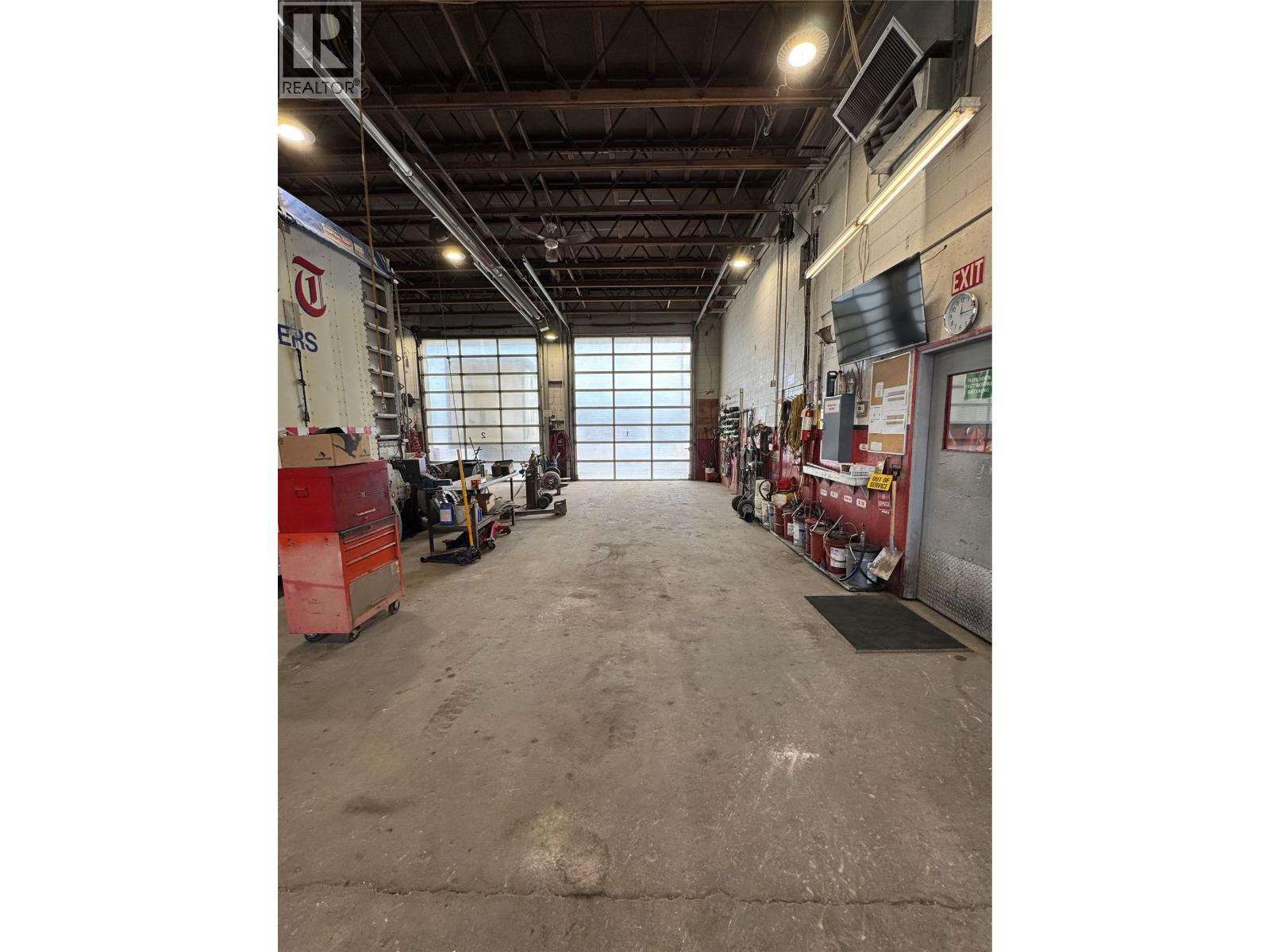  301 Slater Road Northwest, Cranbrook