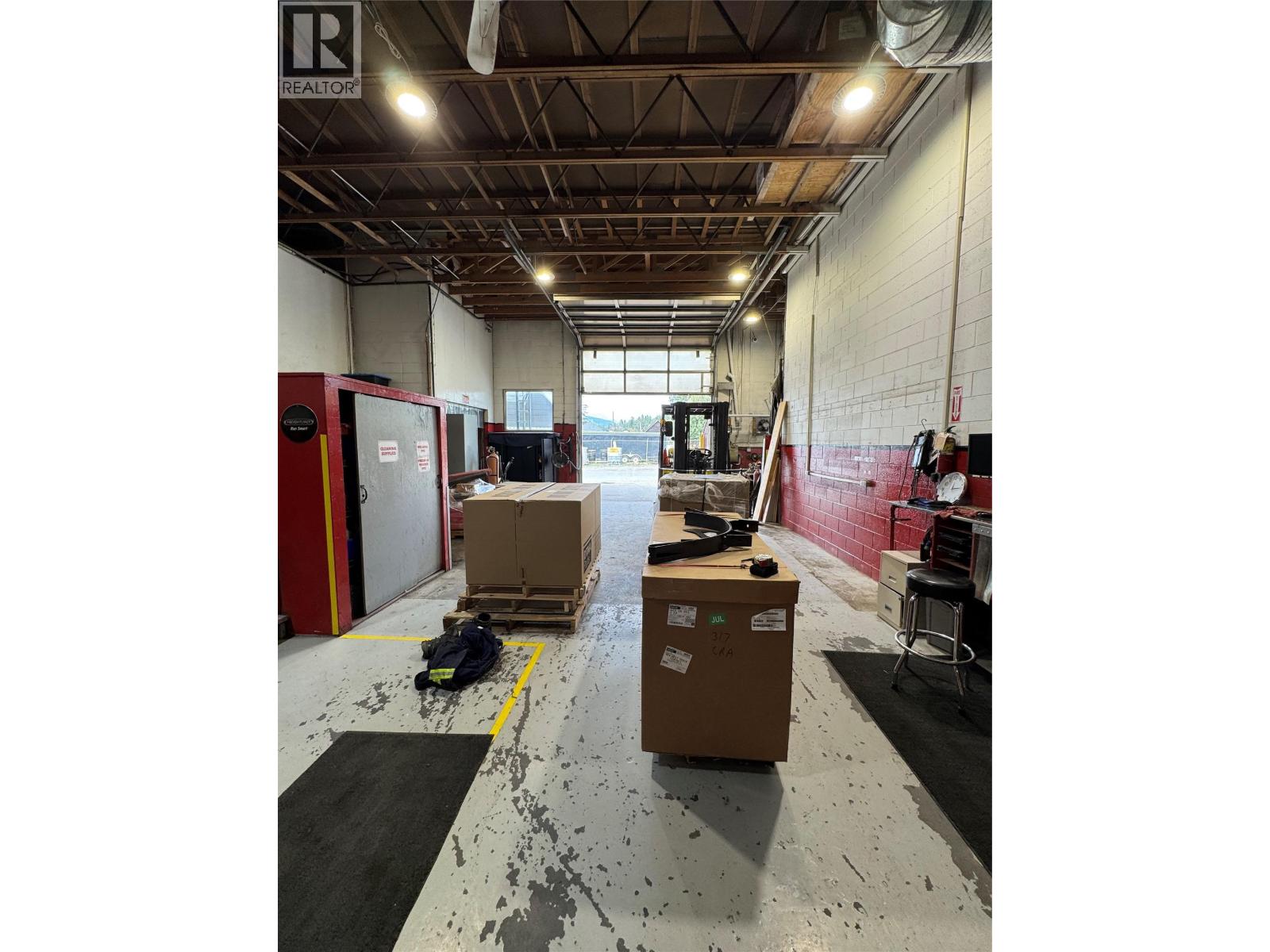  301 Slater Road Northwest, Cranbrook