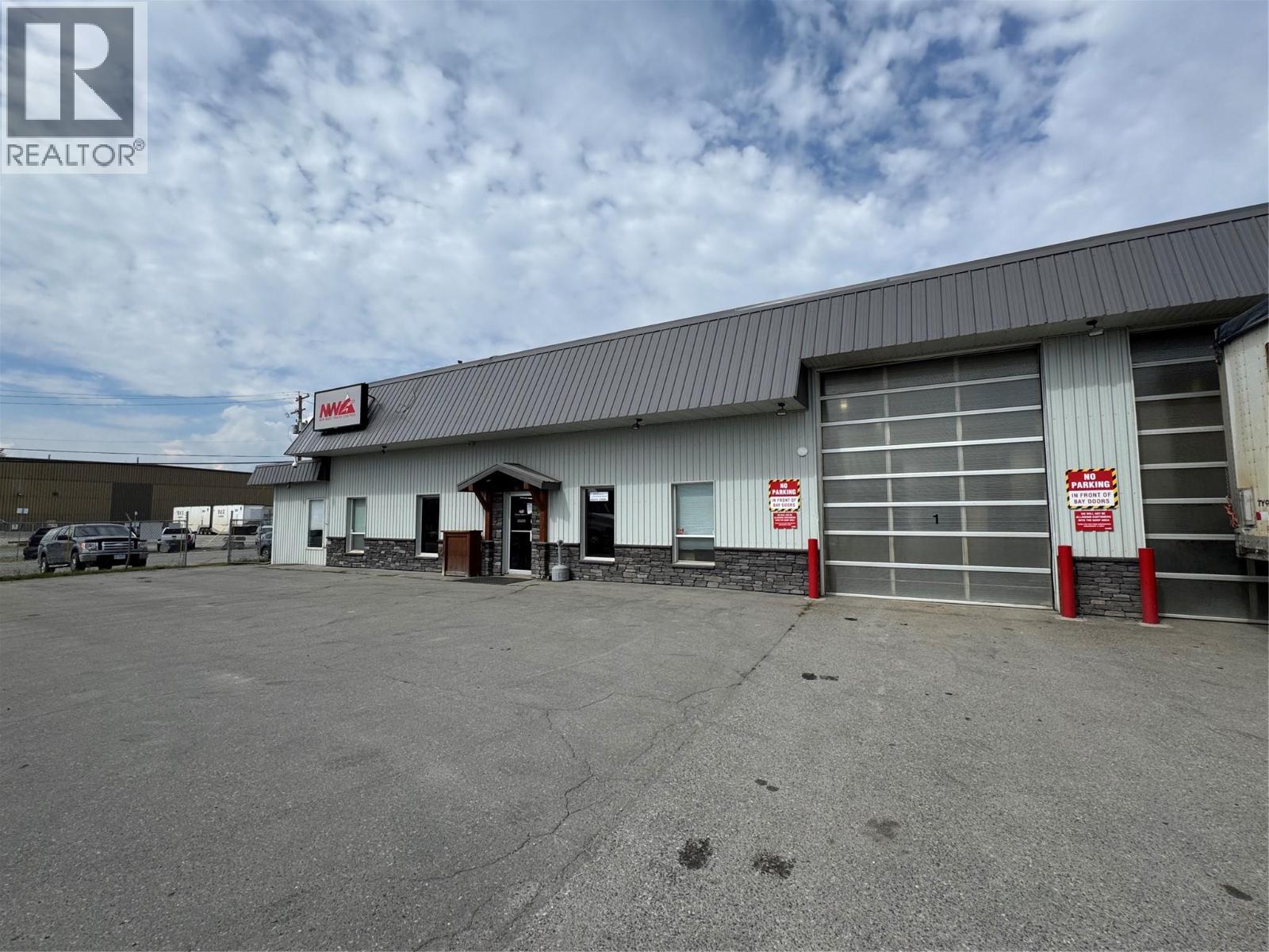  301 Slater Road Northwest, Cranbrook