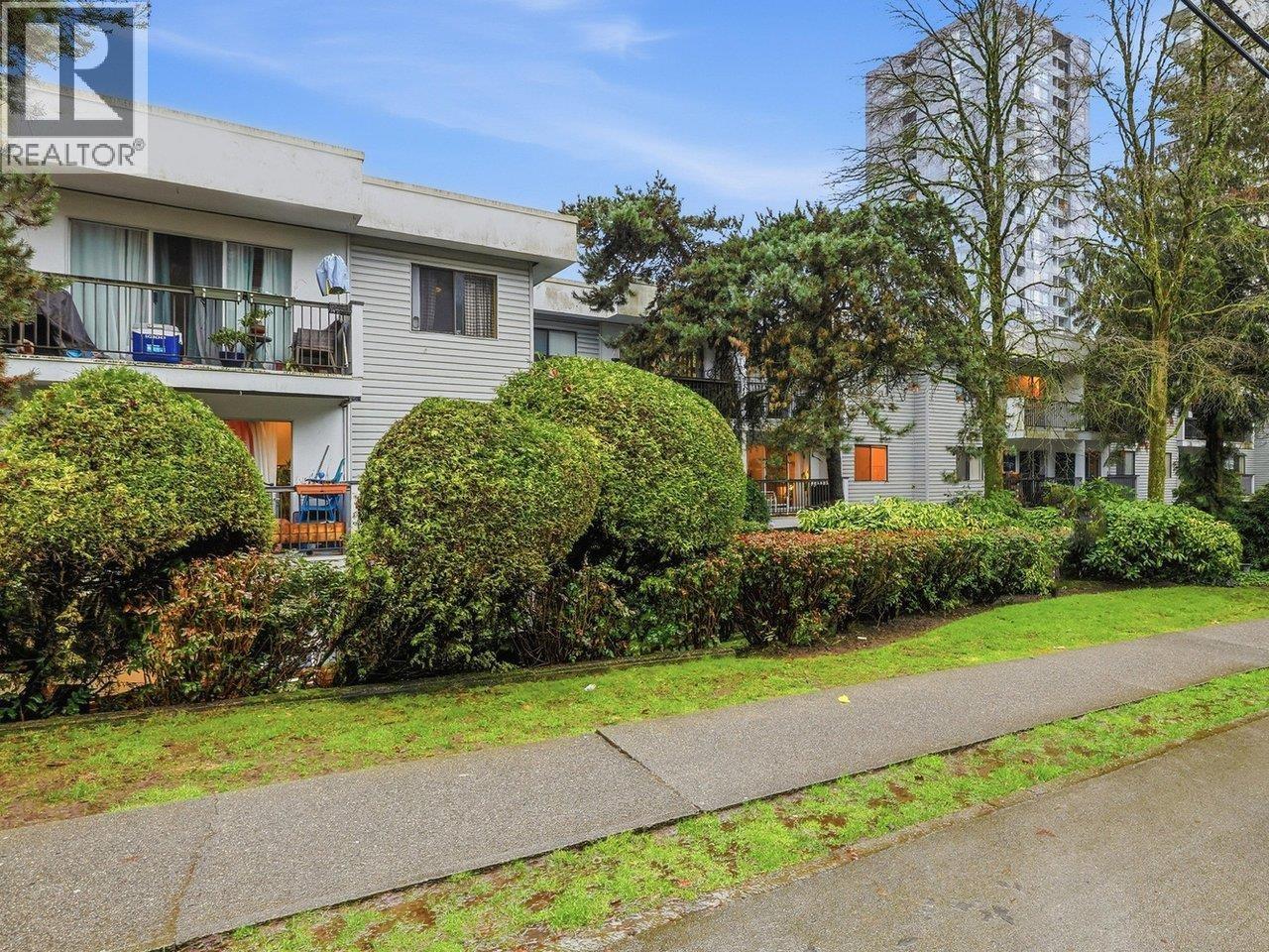 306 428 AGNES Street - photo 2