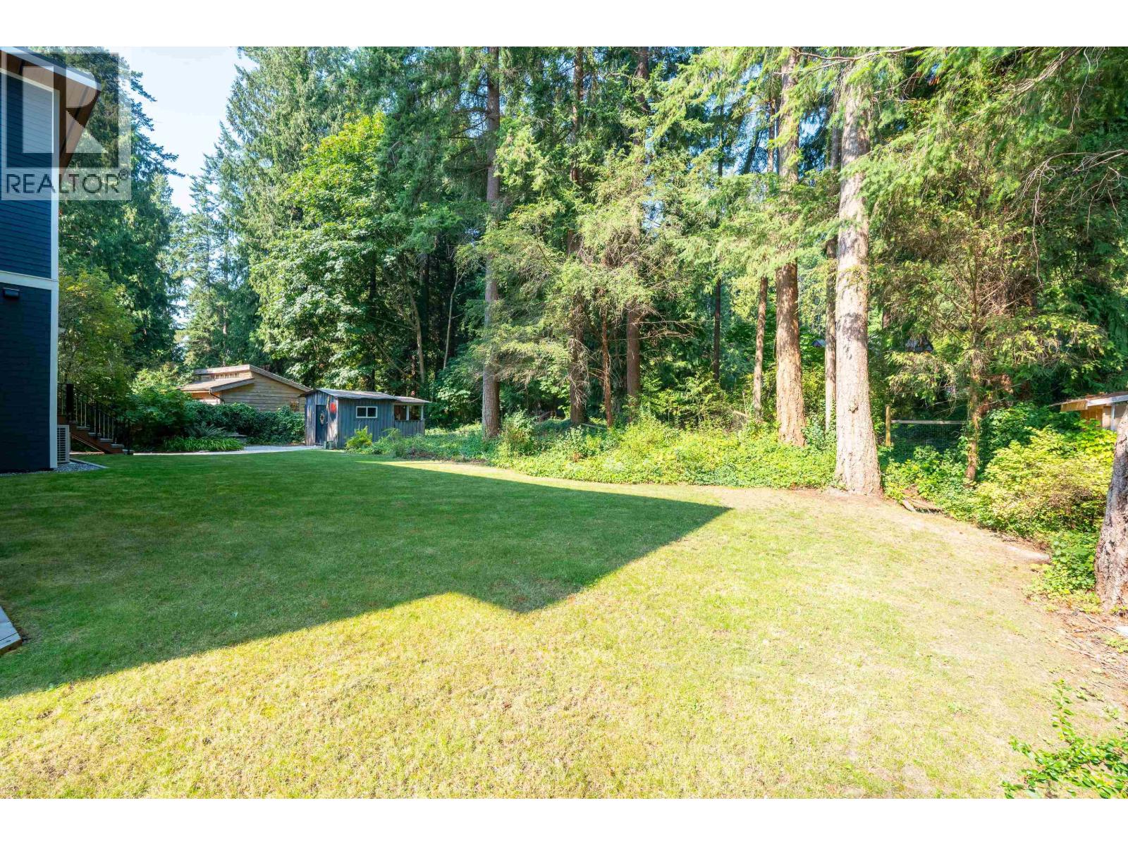 1590 OCEAN BEACH ESPLANADE, Gibsons