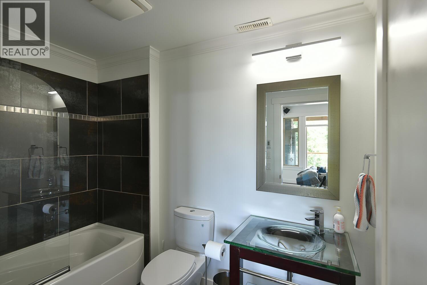 39 4622 SINCLAIR BAY ROAD, Garden Bay