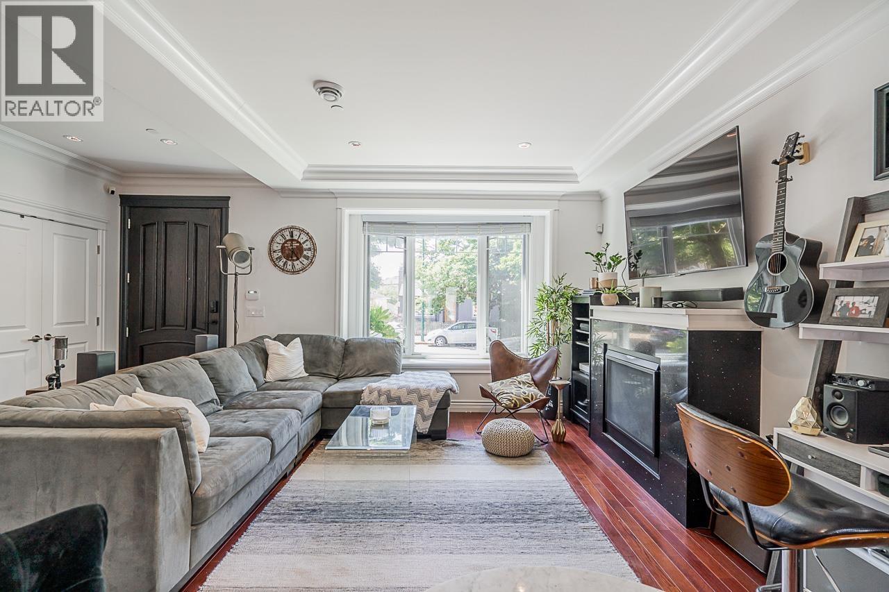 4438 ONTARIO STREET, Vancouver