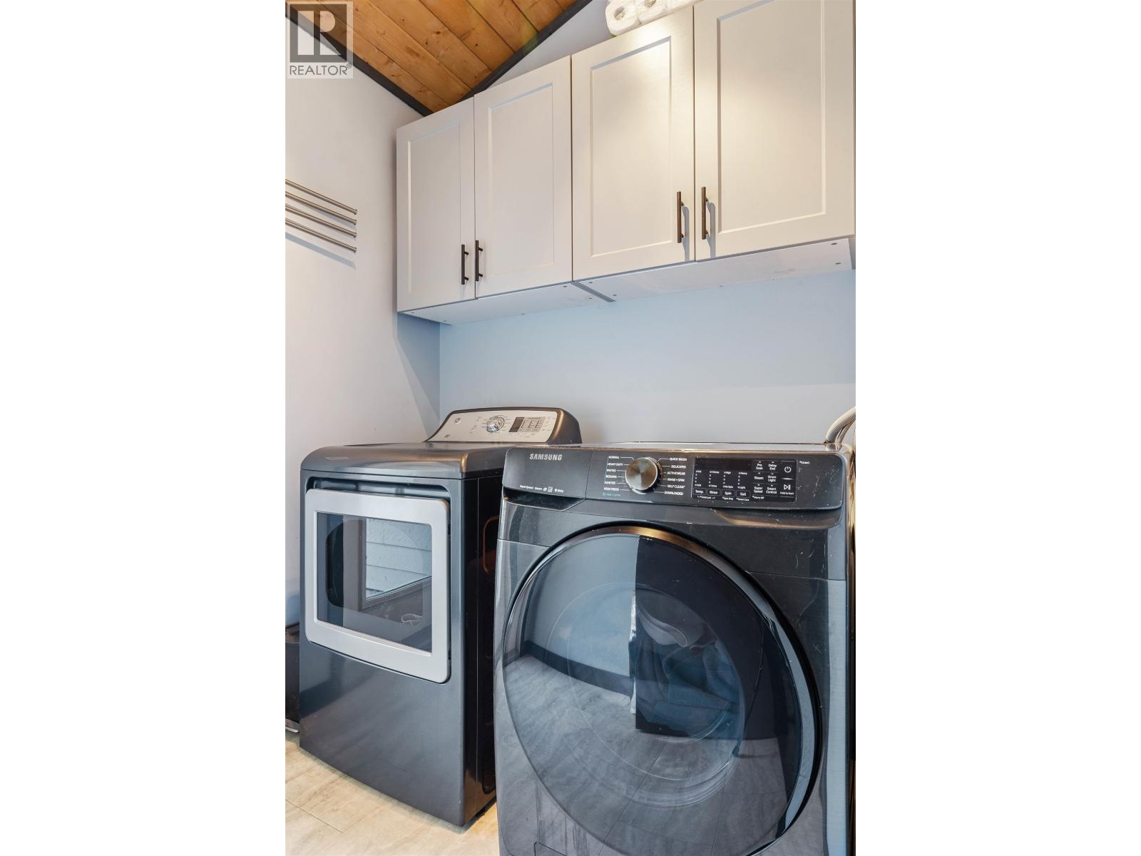 659 WILKS ROAD, Mayne Island