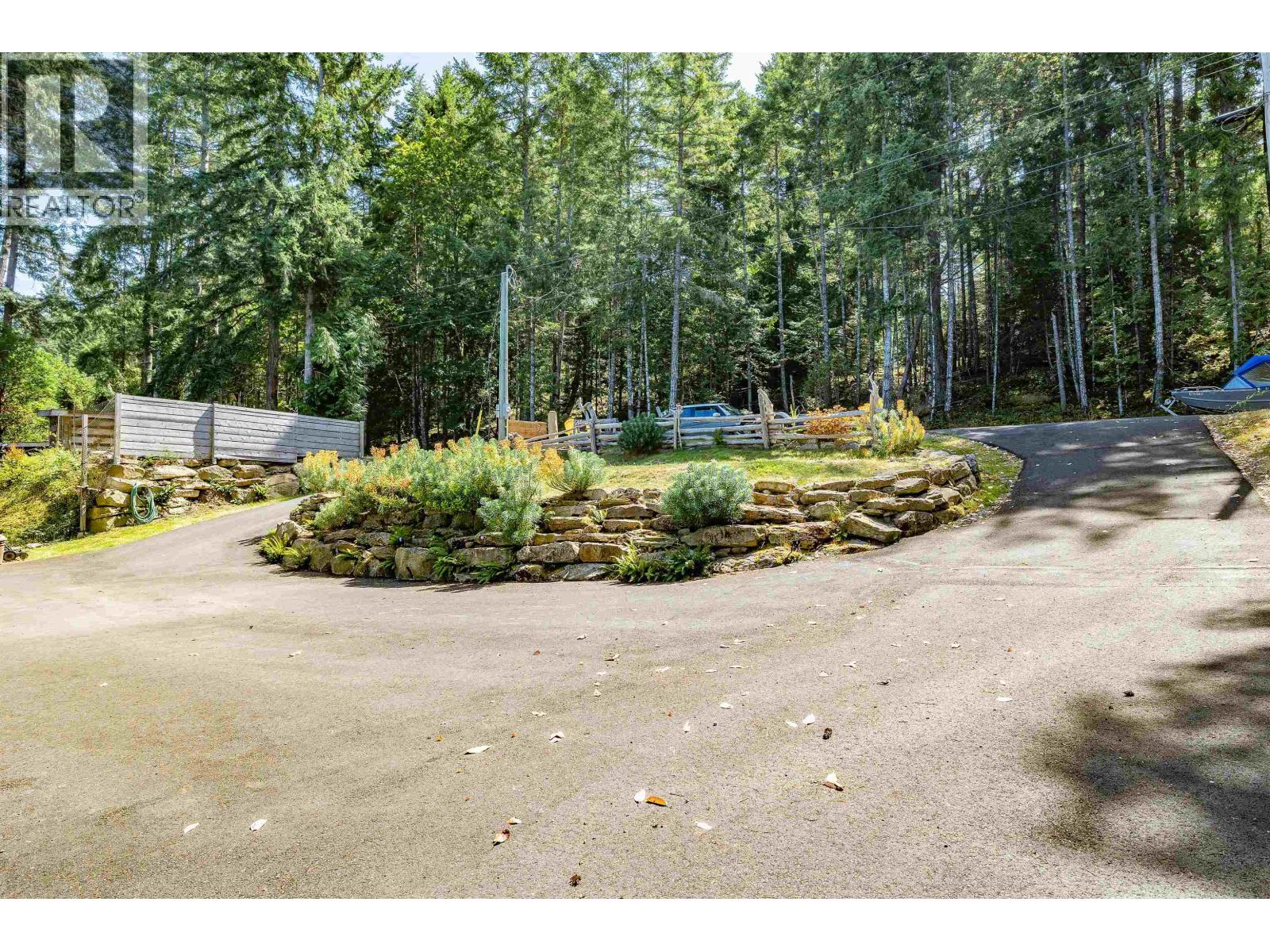 659 WILKS ROAD, Mayne Island