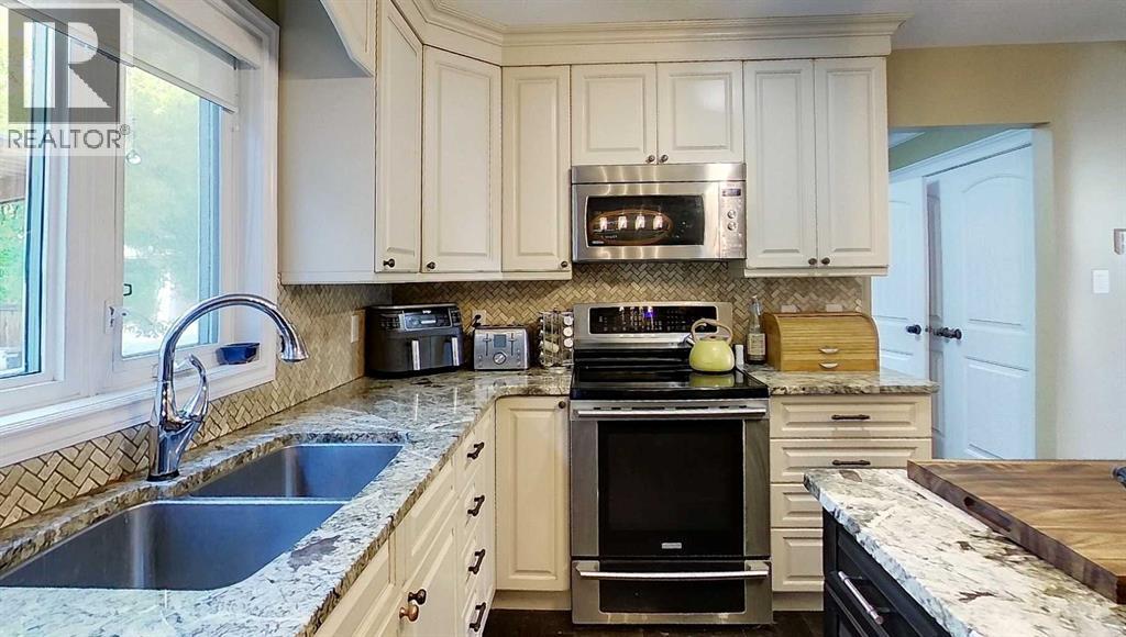 
          1808 63 STREET
            <br/>
            <span>Edson</span>
            , 
            <span>AB</span>
             <span>T7E1S5</span>
         - Photo 13