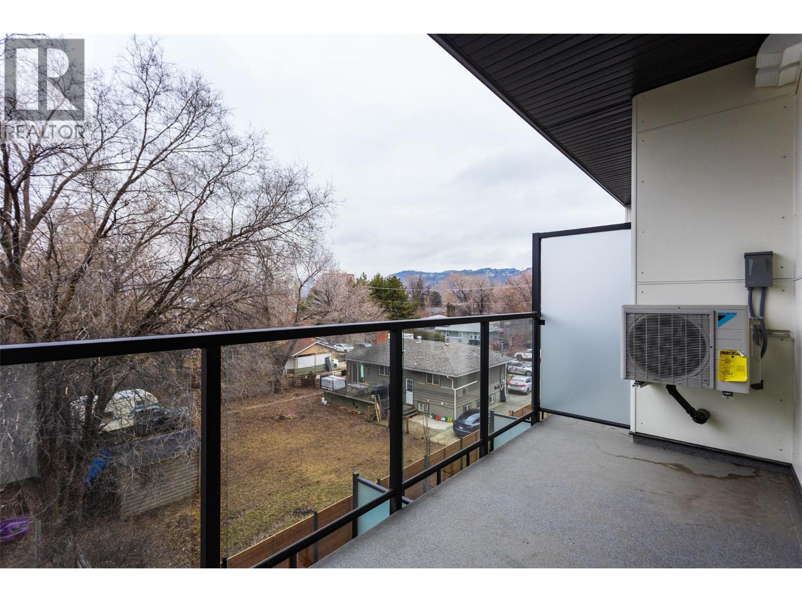 307 1274 Devonshire Avenue, Kelowna