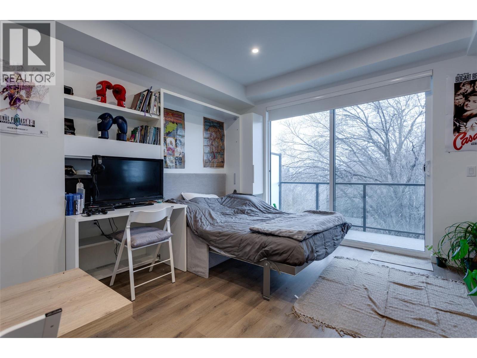 307 1274 Devonshire Avenue, Kelowna