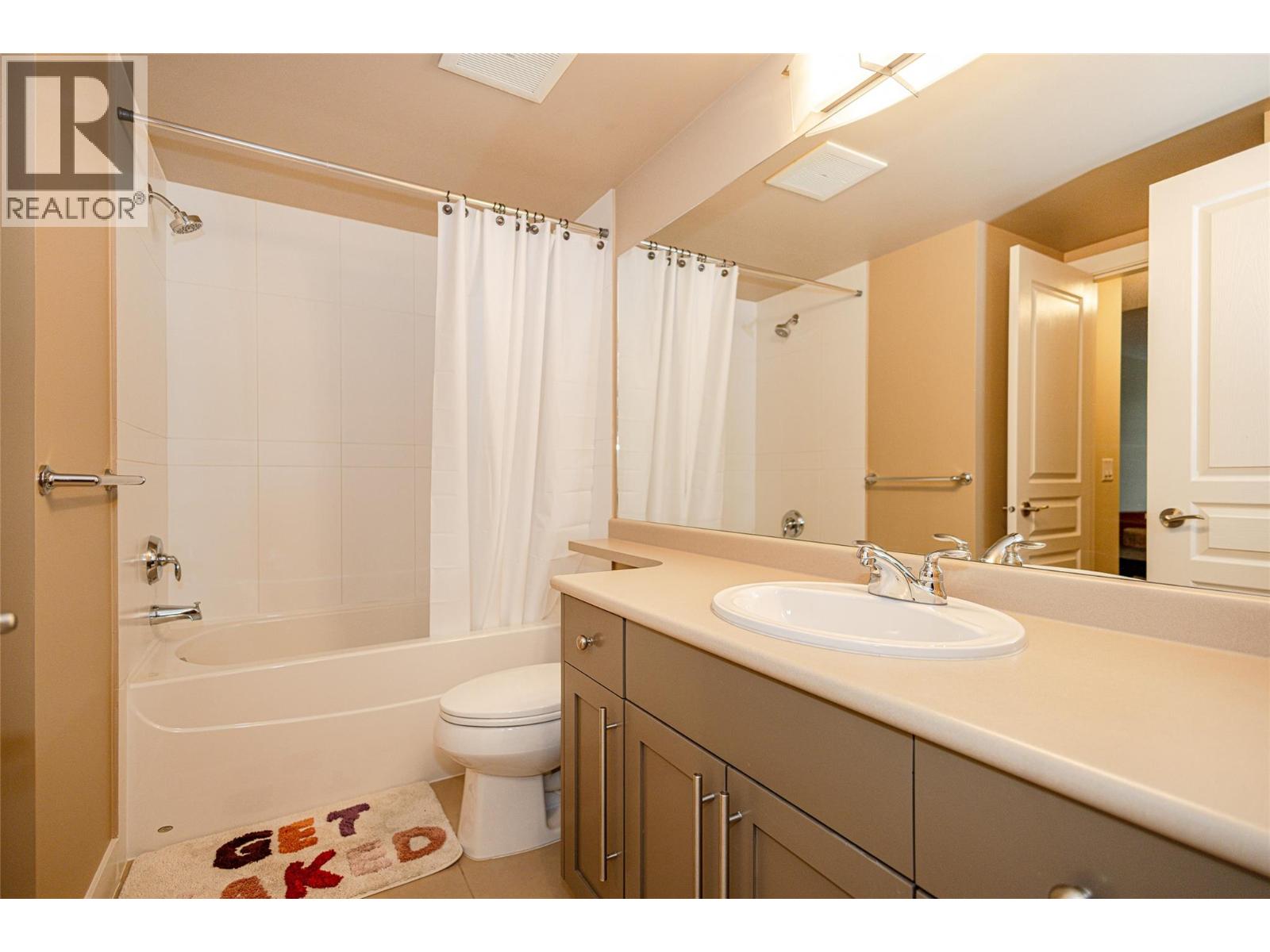 203 1093 Sunset Drive, Kelowna