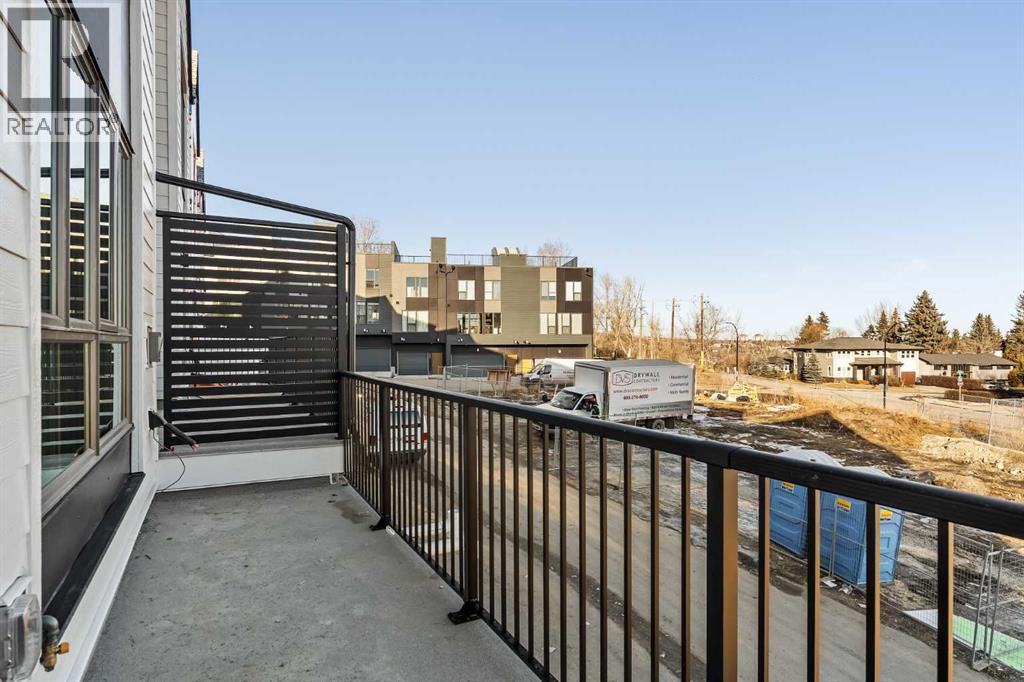 Single Family House for Sale in  Sovereign Common SW Shaganappi Calgary 