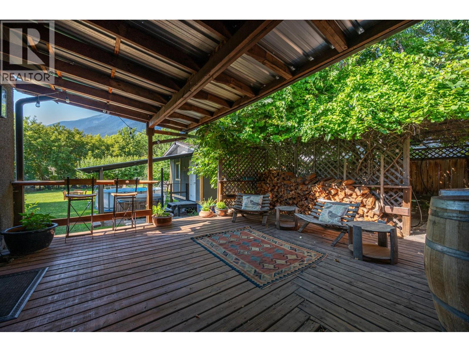 36 14th Avenue, Lillooet