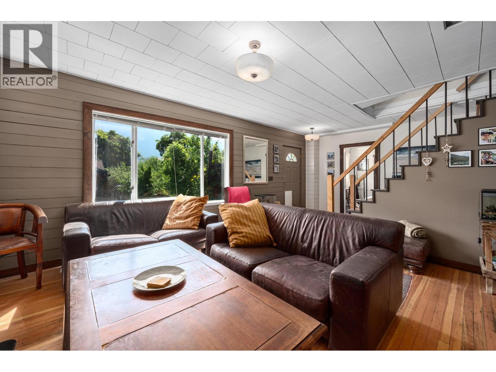 36 14th Avenue, Lillooet