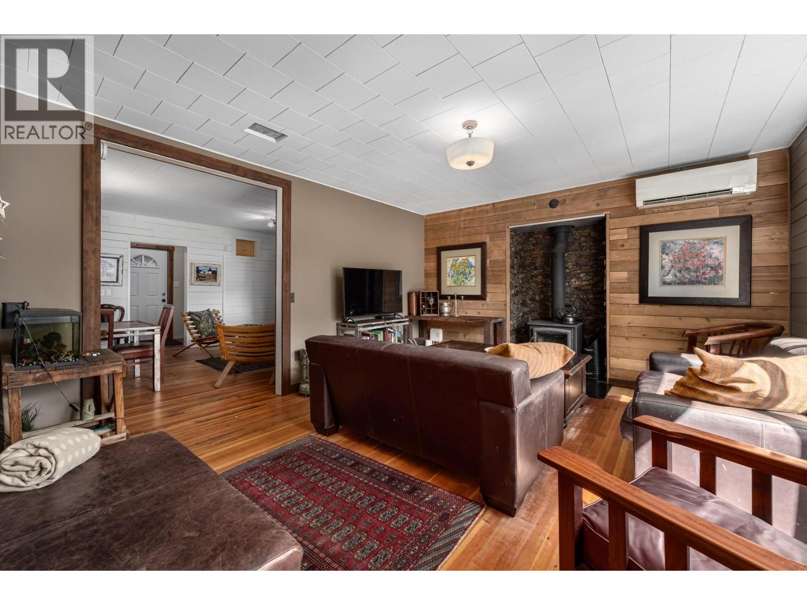 36 14th Avenue, Lillooet