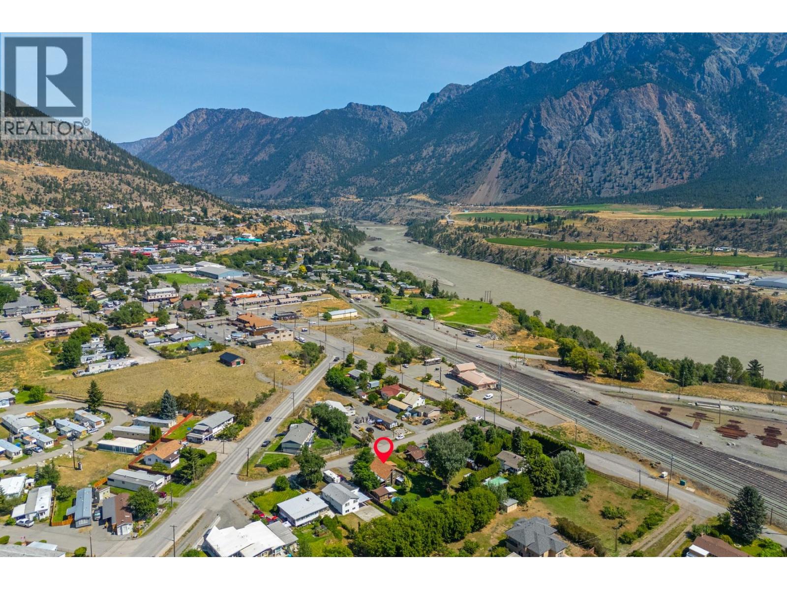36 14th Avenue, Lillooet