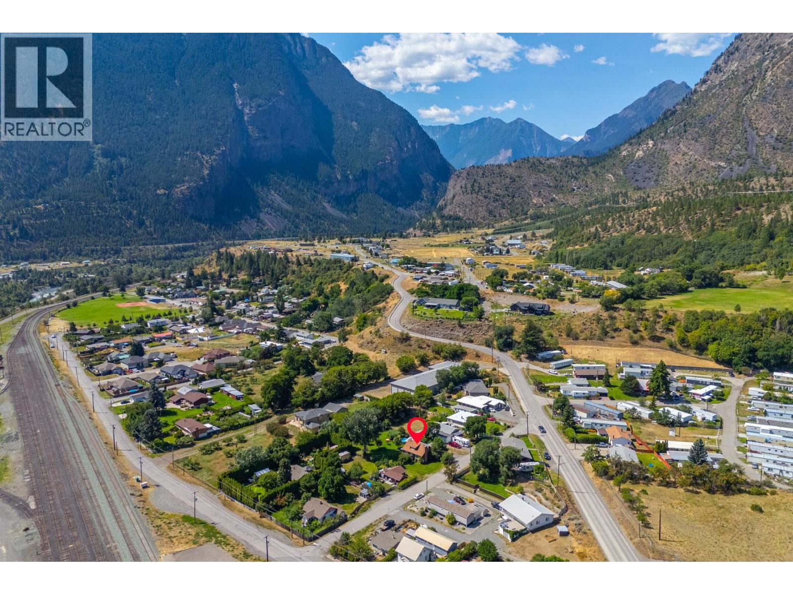 36 14th Avenue, Lillooet