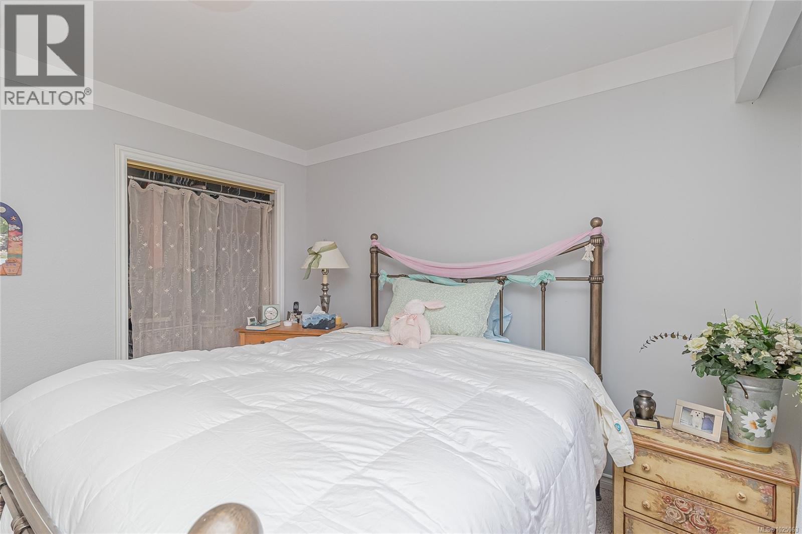  1723 Taylor Street, Saanich