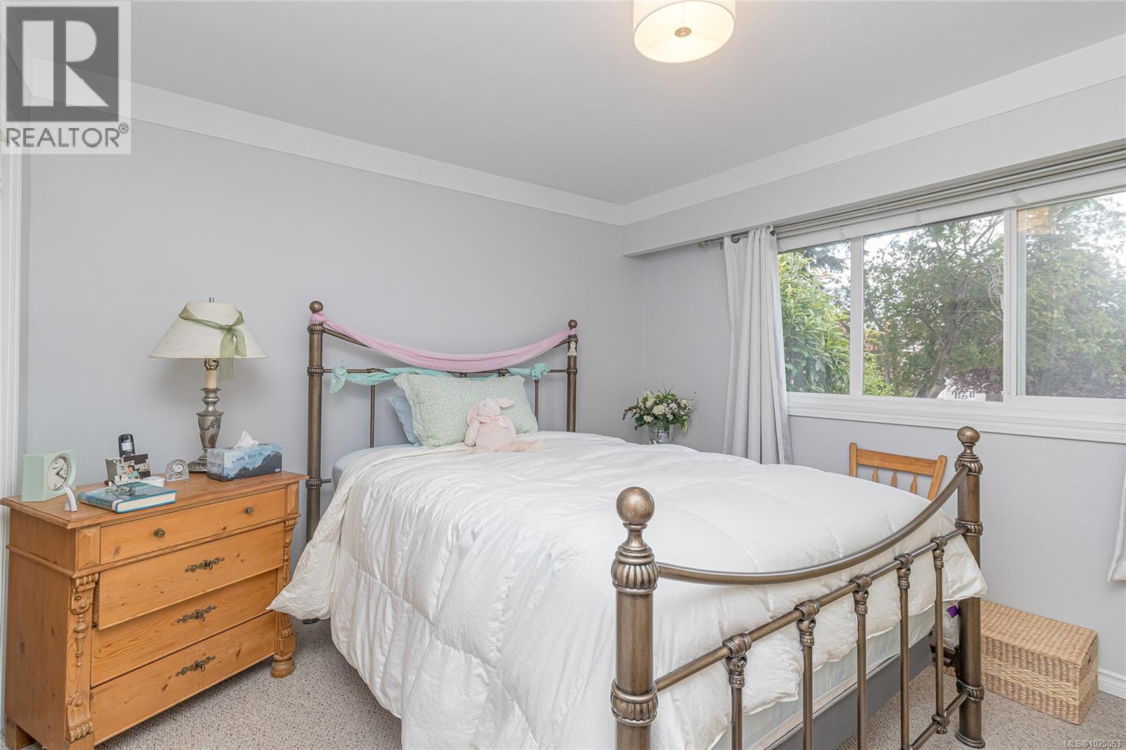  1723 Taylor Street, Saanich
