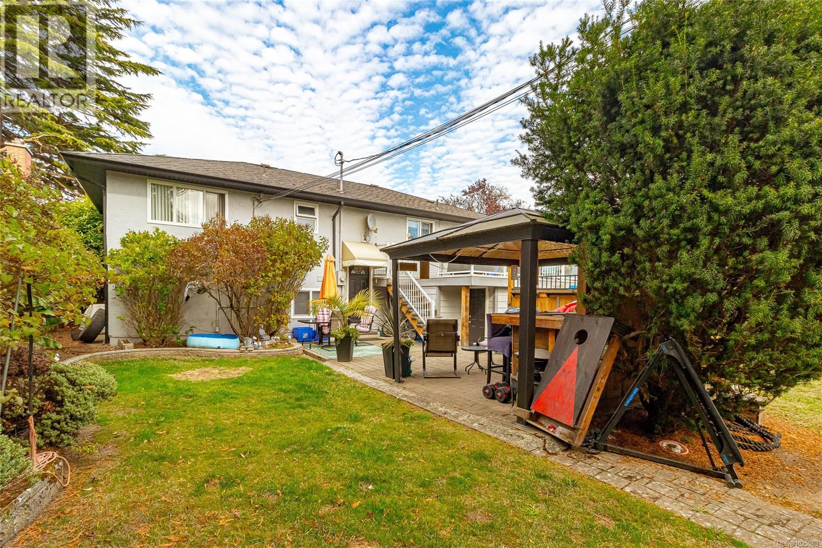  1723 Taylor Street, Saanich