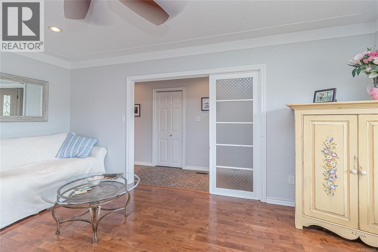  1723 Taylor Street, Saanich