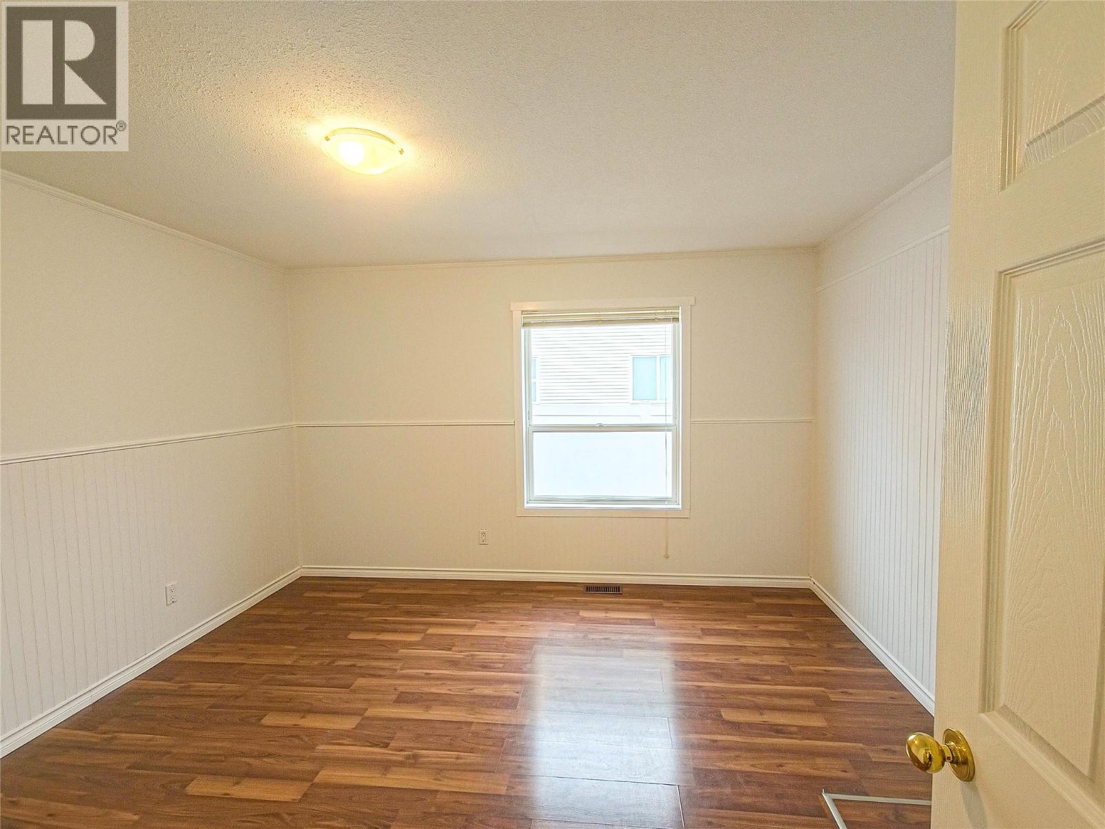  1605 15 Avenue, Vernon