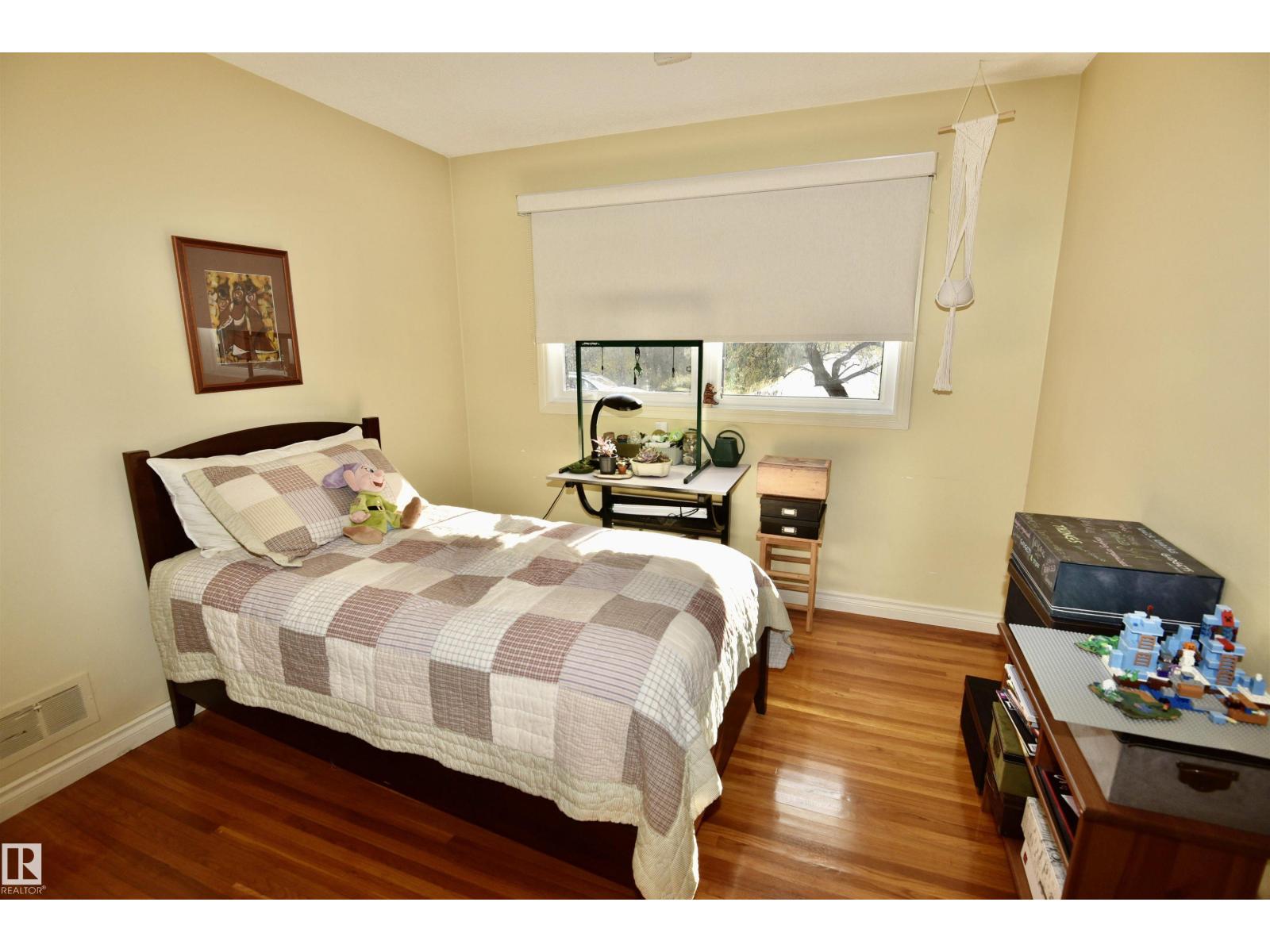 13910 101A AV NW, Edmonton