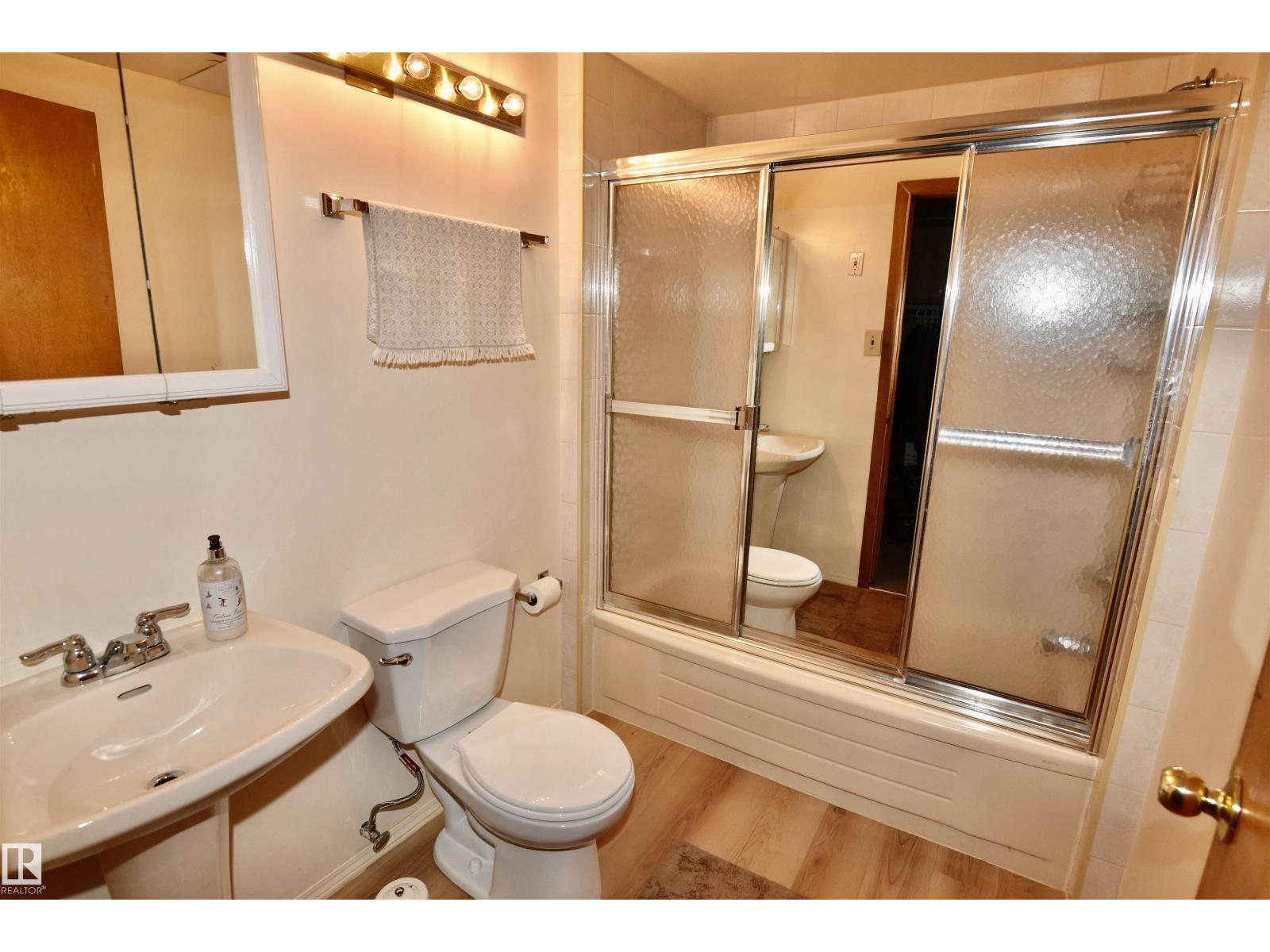 13910 101A AV NW, Edmonton