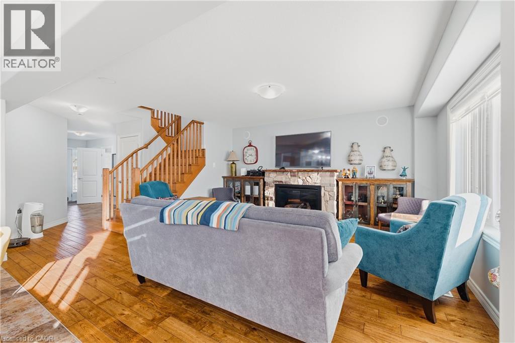 23 DOON CREEK Street - 9