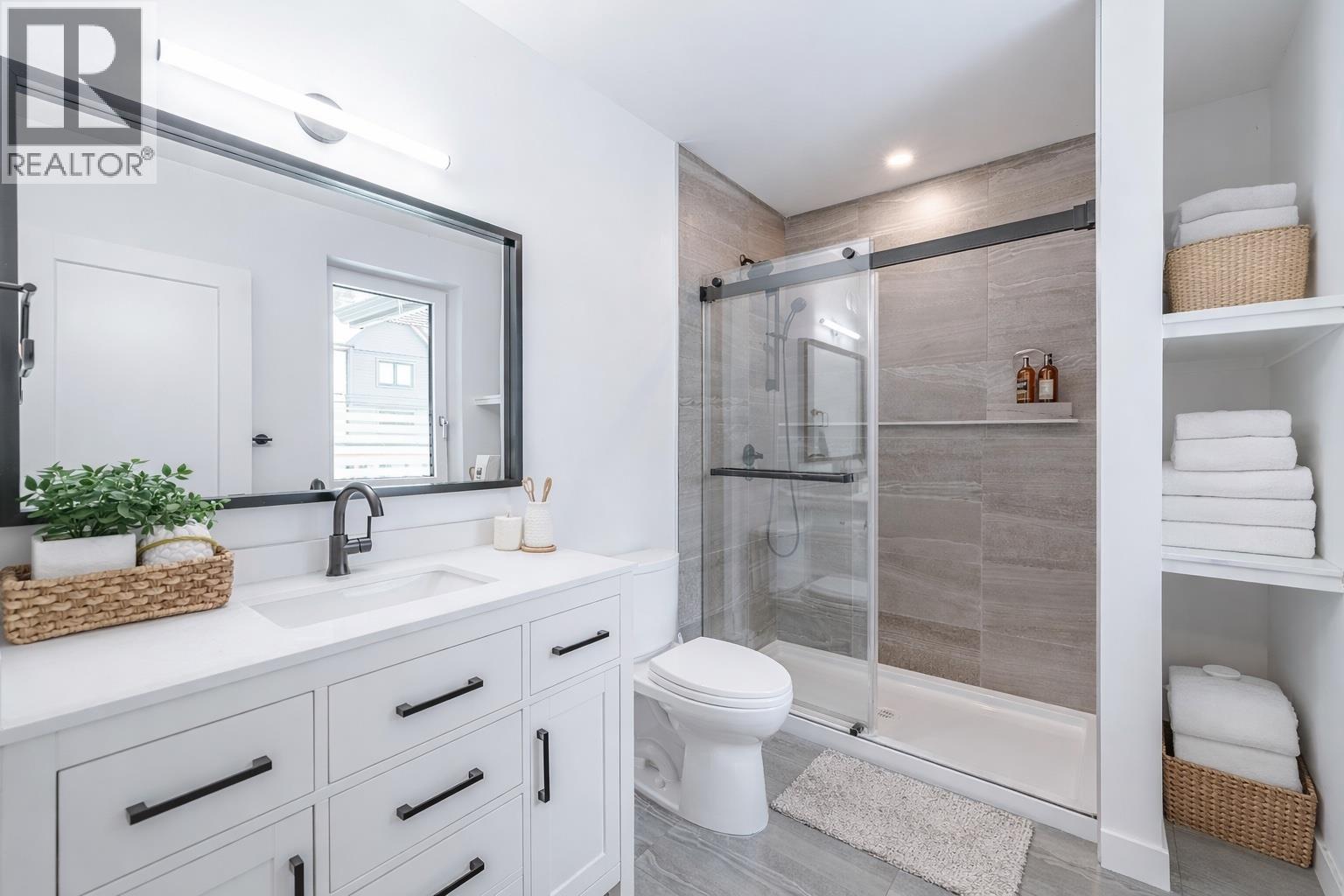 1039 Keystone Crescent, Revelstoke