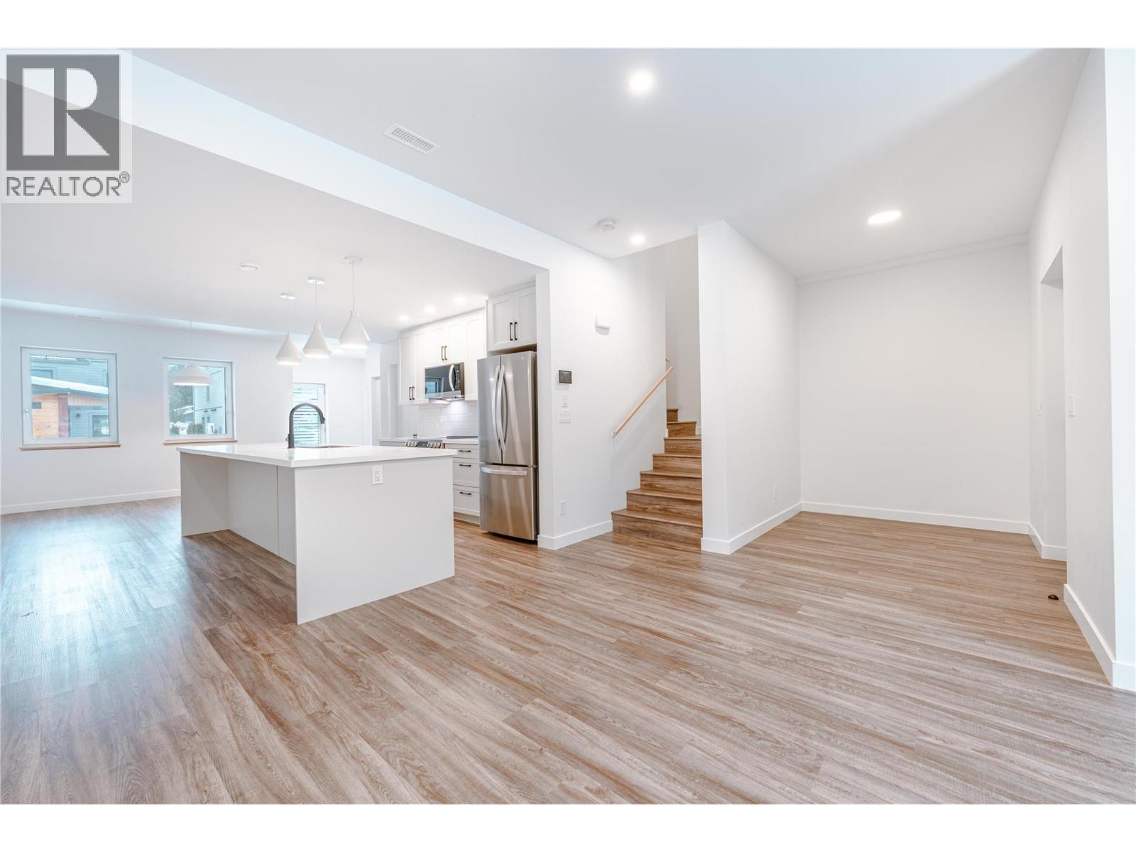 1039 Keystone Crescent, Revelstoke