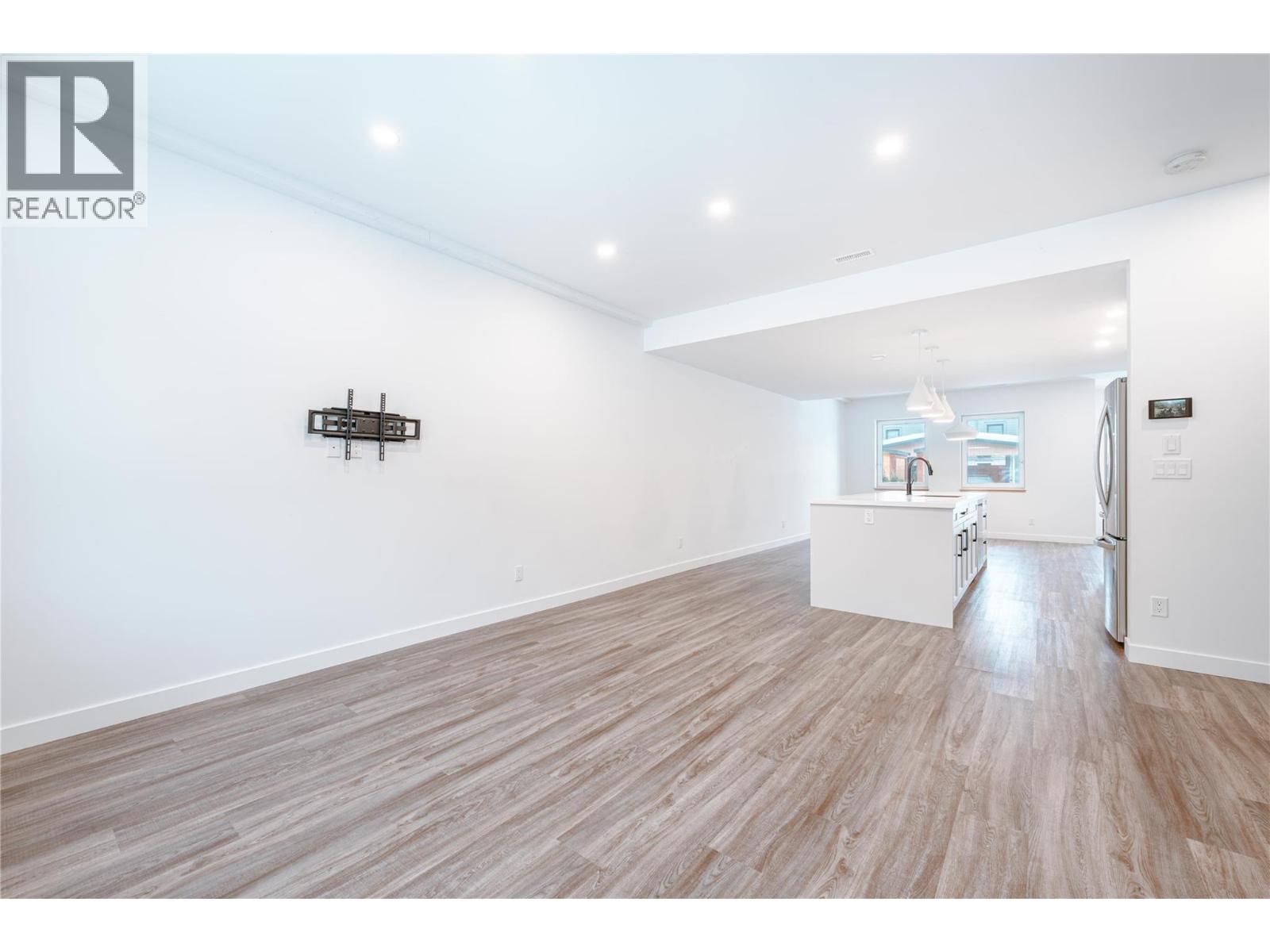 1039 Keystone Crescent, Revelstoke