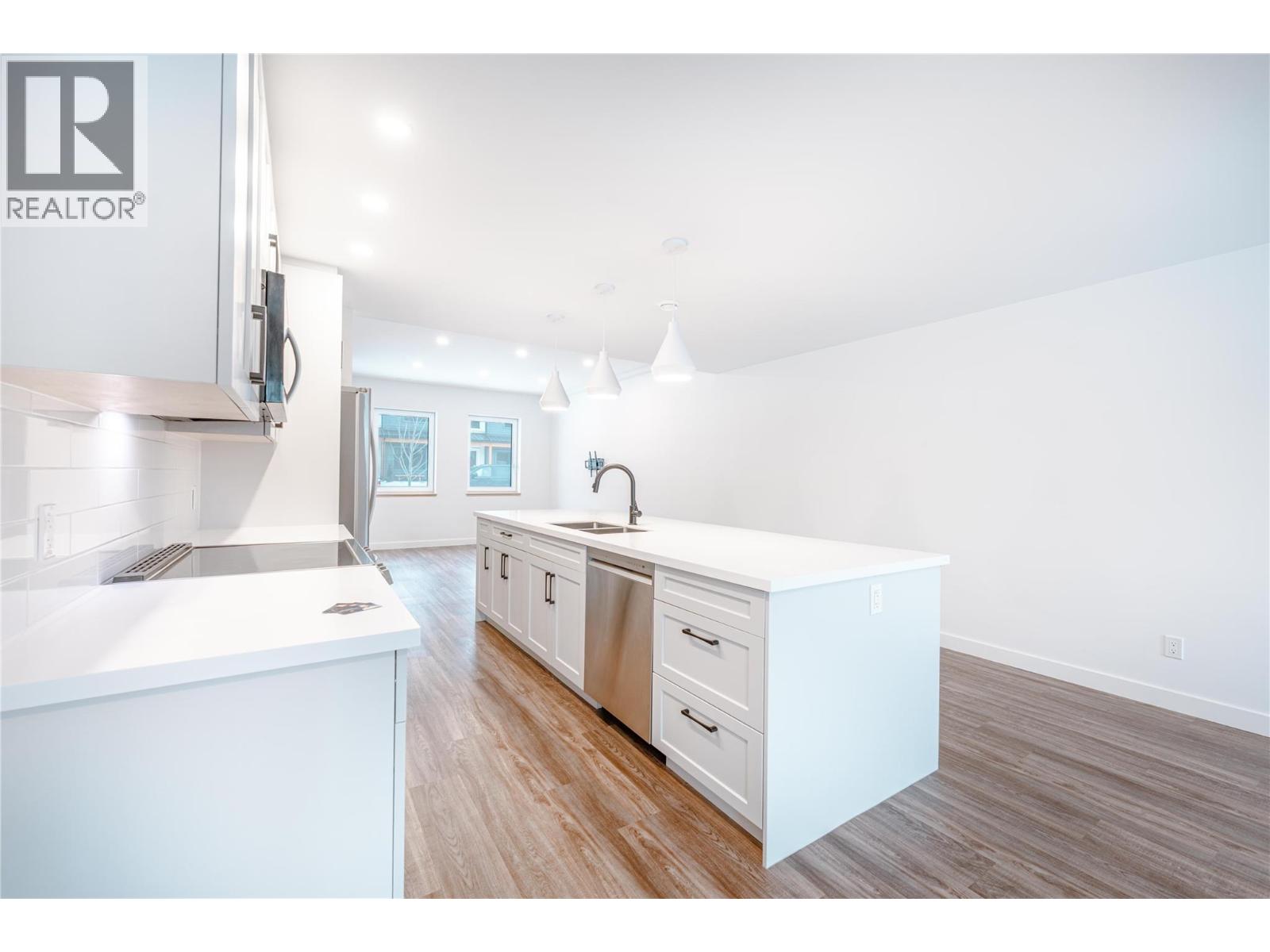 1039 Keystone Crescent, Revelstoke