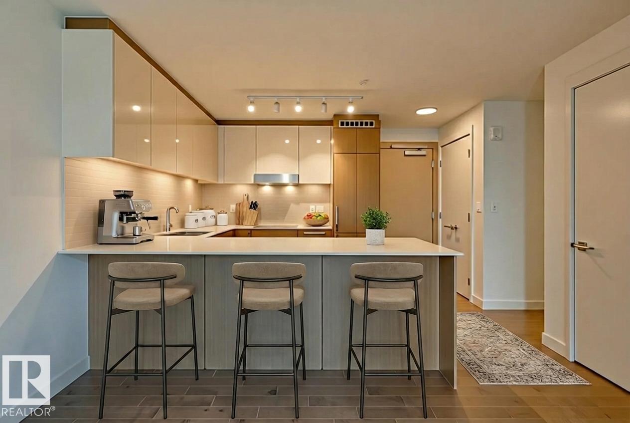 #3306 10360 102 ST NW - 2