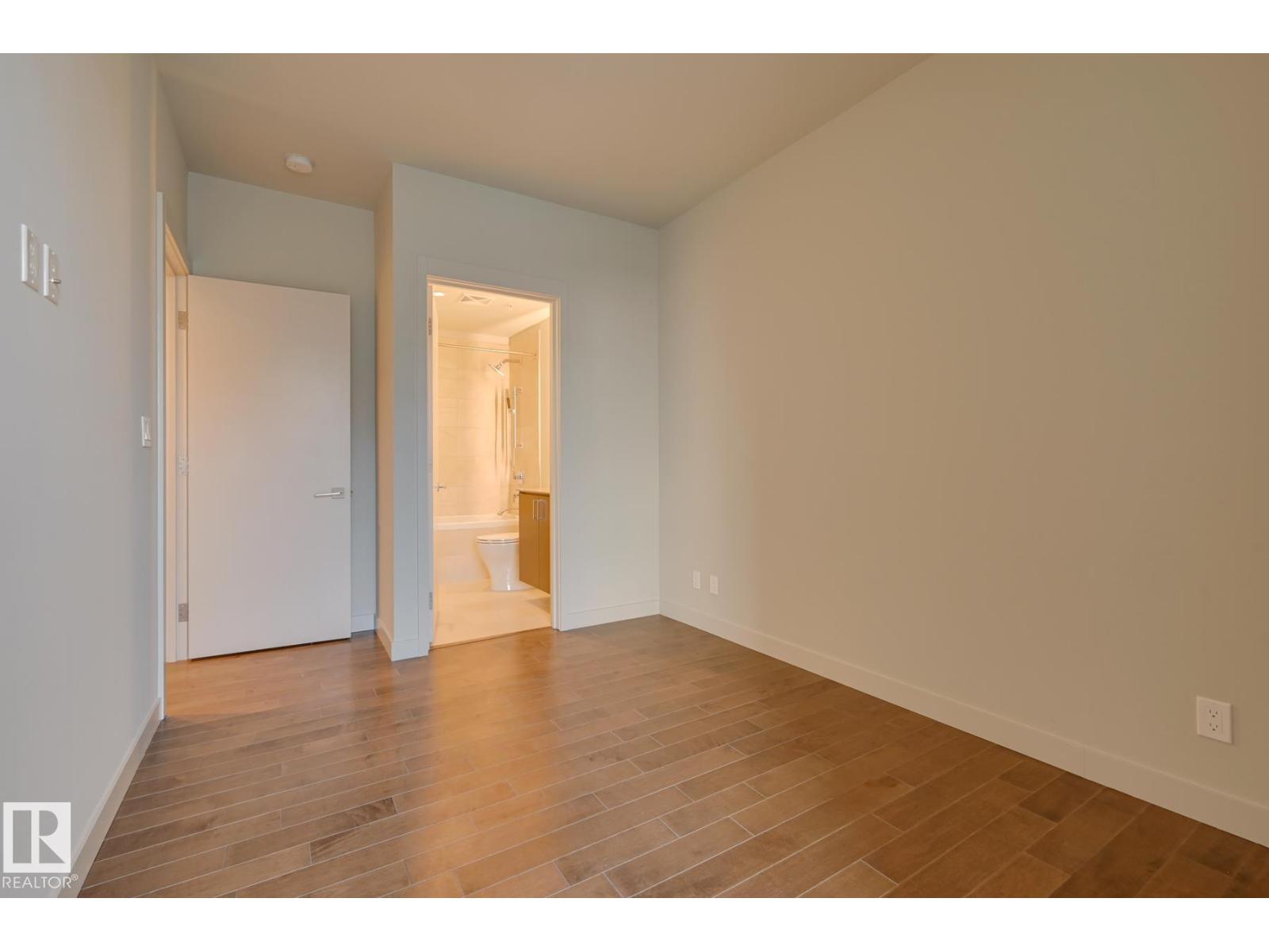 #3306 10360 102 ST NW - 11