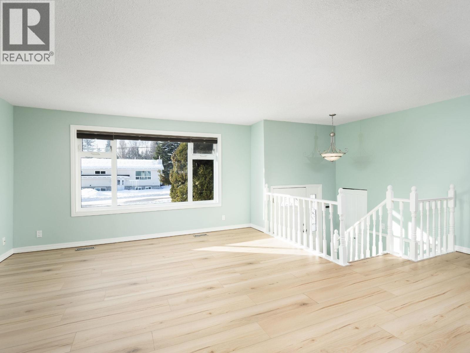 3054 POYNER CRESCENT - 12