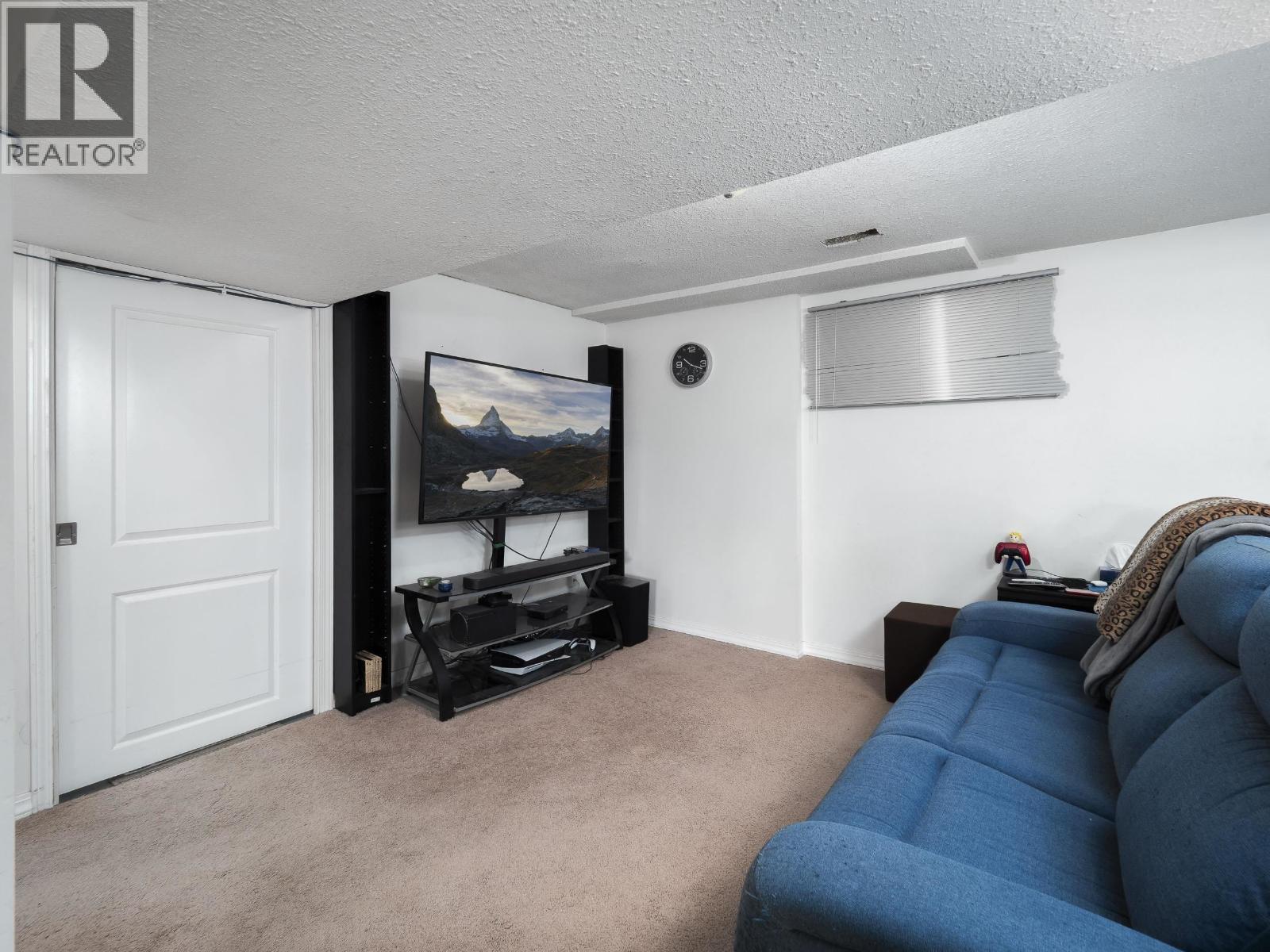 3054 POYNER CRESCENT - 19