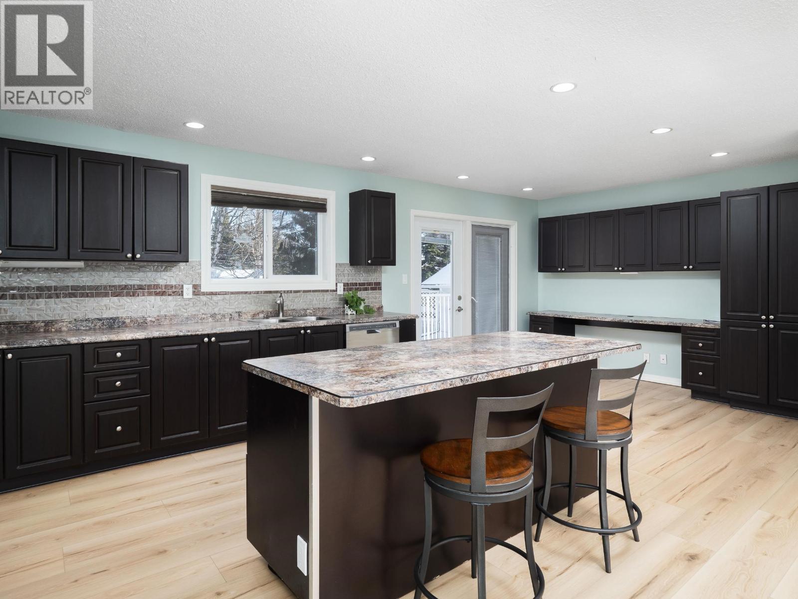 3054 POYNER CRESCENT - 8