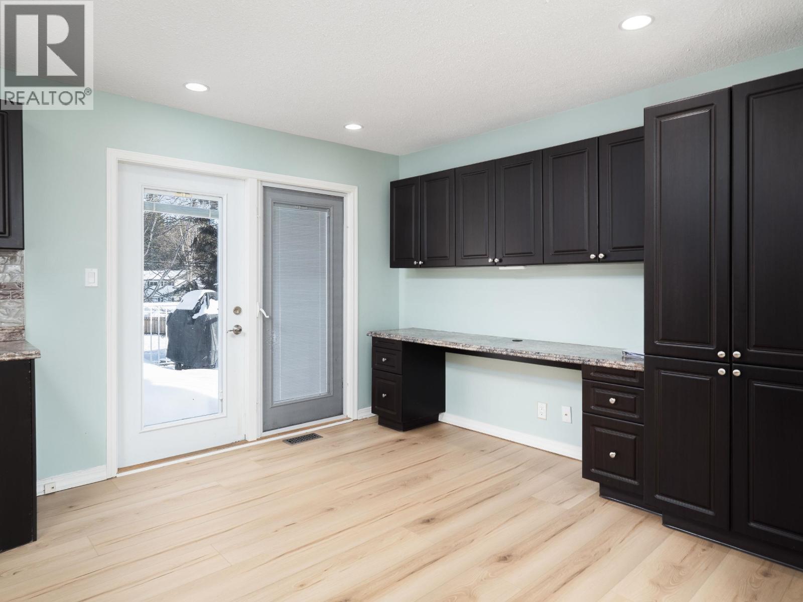 3054 POYNER CRESCENT - 9