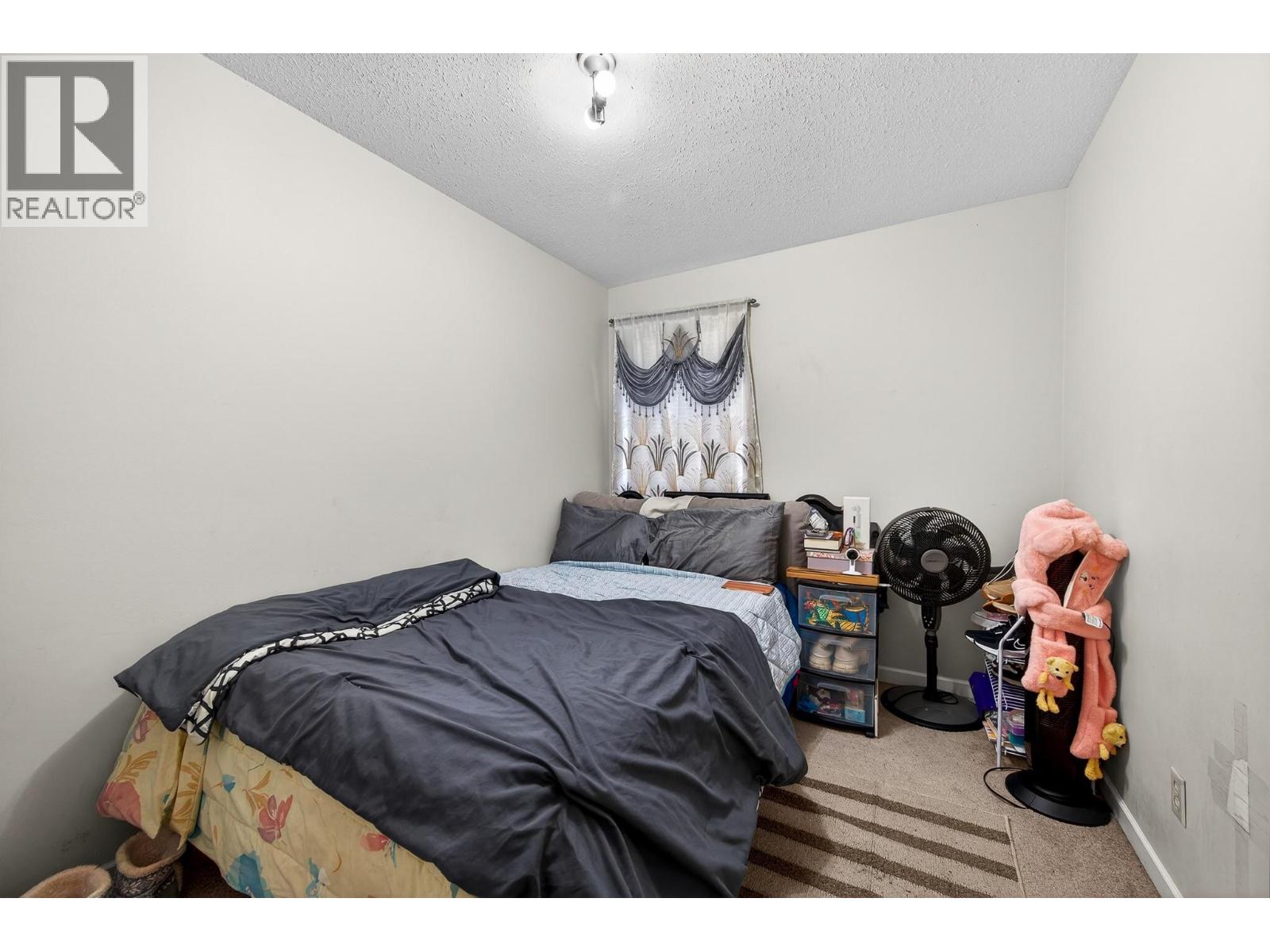 2070/2072 WESTSYDE Road, Kamloops